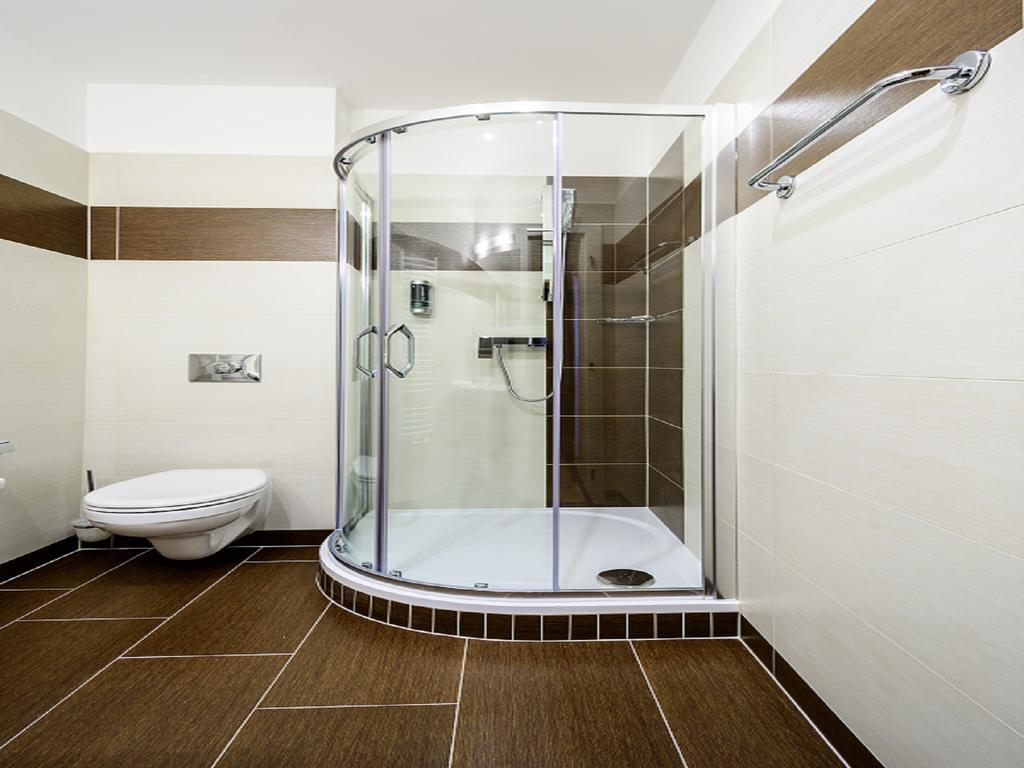 Alexander Hotel Stříbro Стая снимка