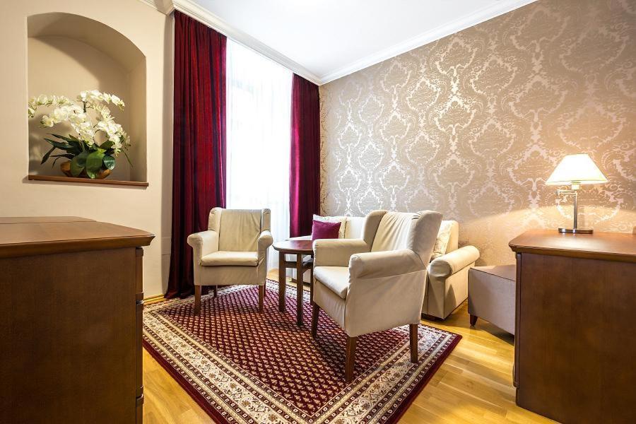Alexander Hotel Stříbro Екстериор снимка