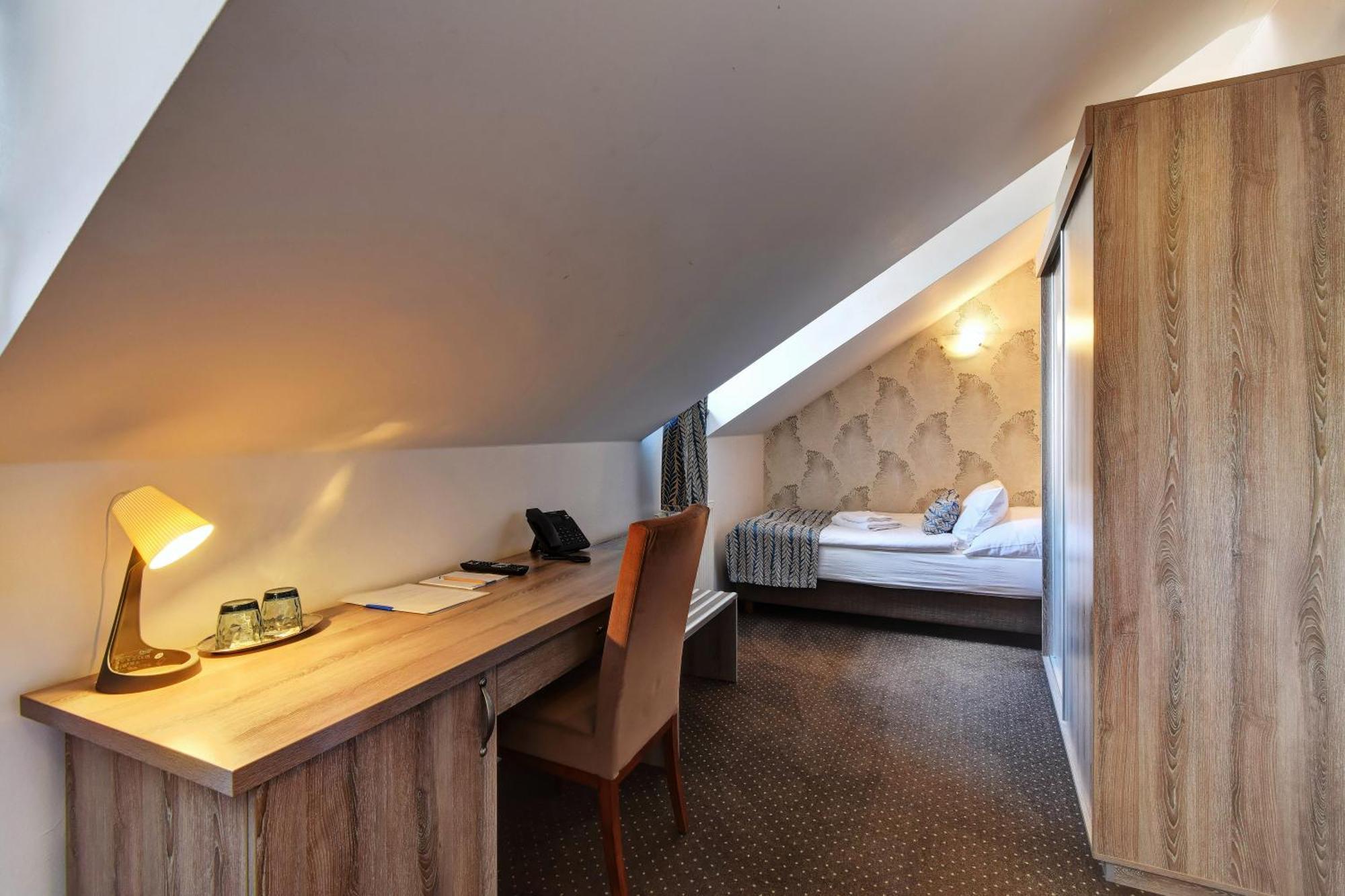 Alexander Hotel Stříbro Екстериор снимка